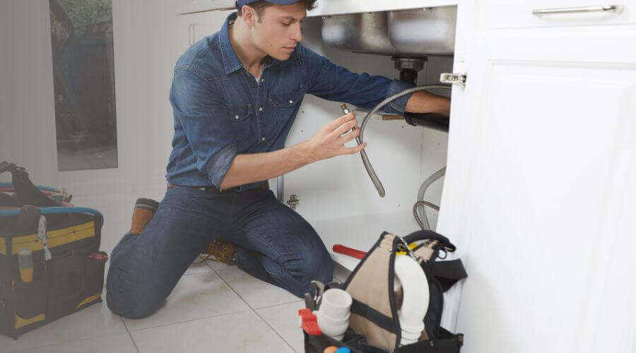 Local expert plumbing services in Cisne, IL